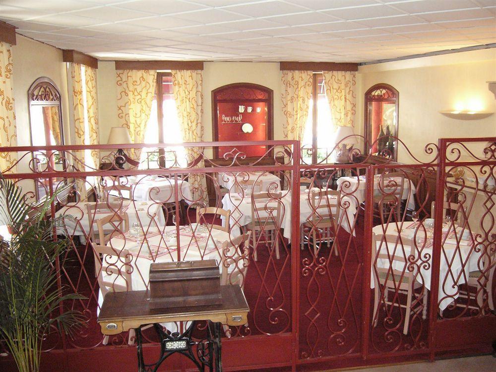 Hostellerie Du Val D'Or 메르퀴레 외부 사진